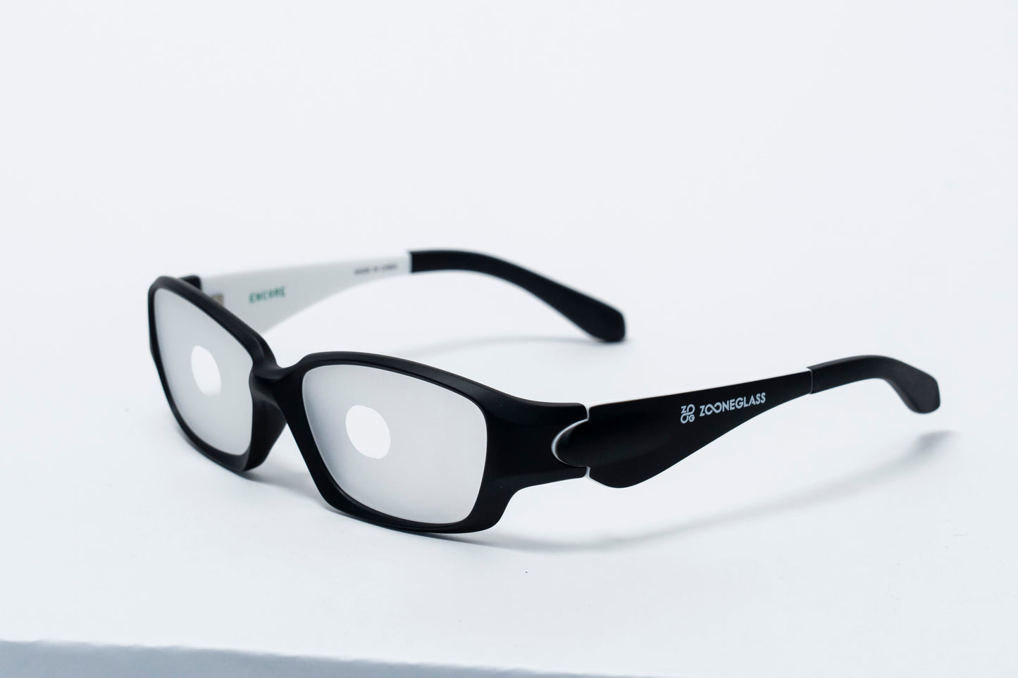 Z∞NEGLASS(ゾーングラス)
